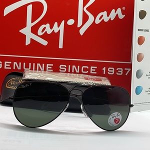 BNIB Rayban 3025 Black Frame Polarized with Green G15 Lenses